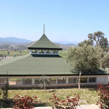 בית כפרי Olive Garden Retreat